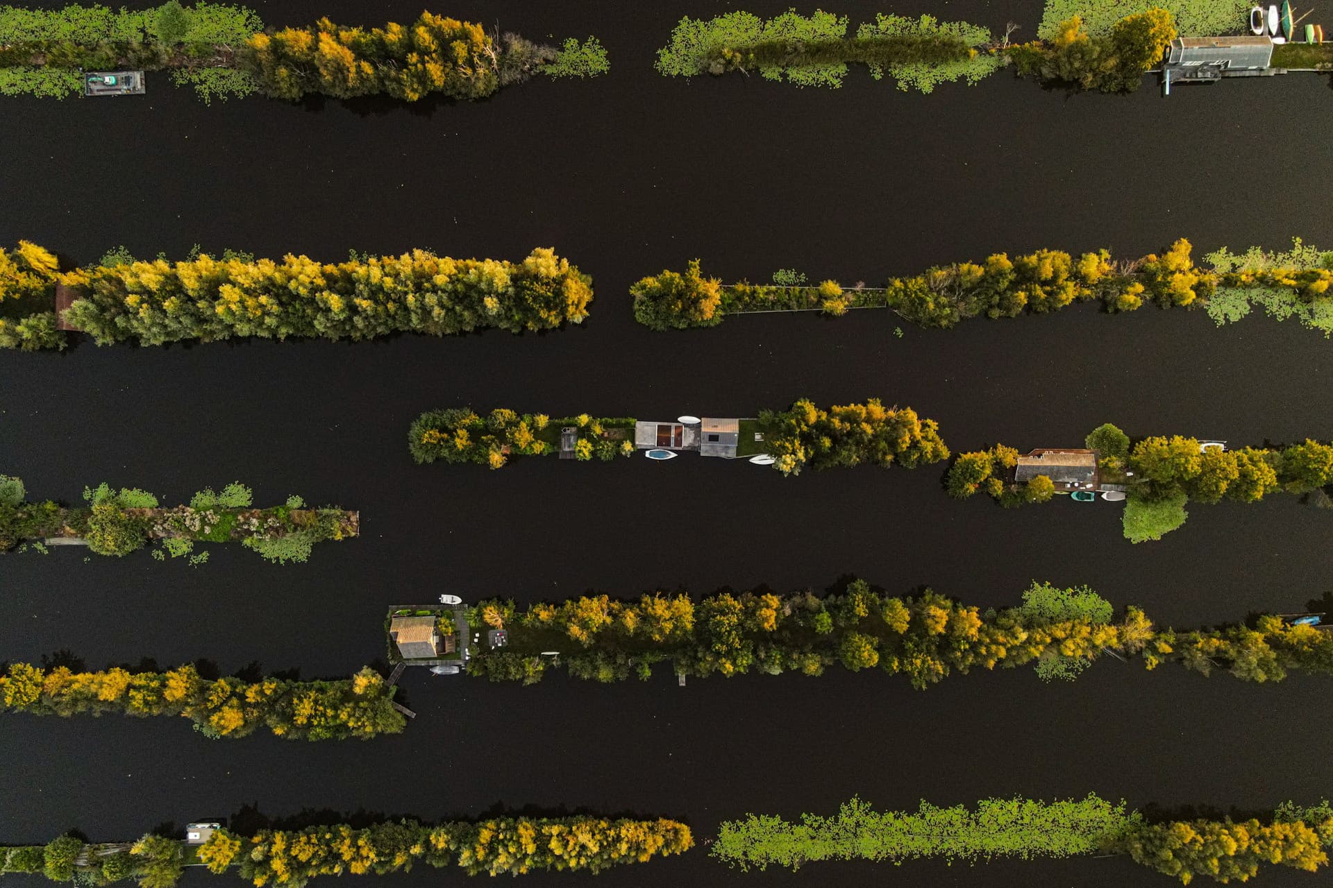 Cycle route through the Loosdrechtse Plassen